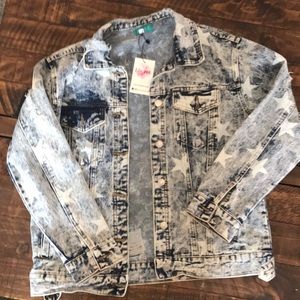 Acid wash star denim jacket